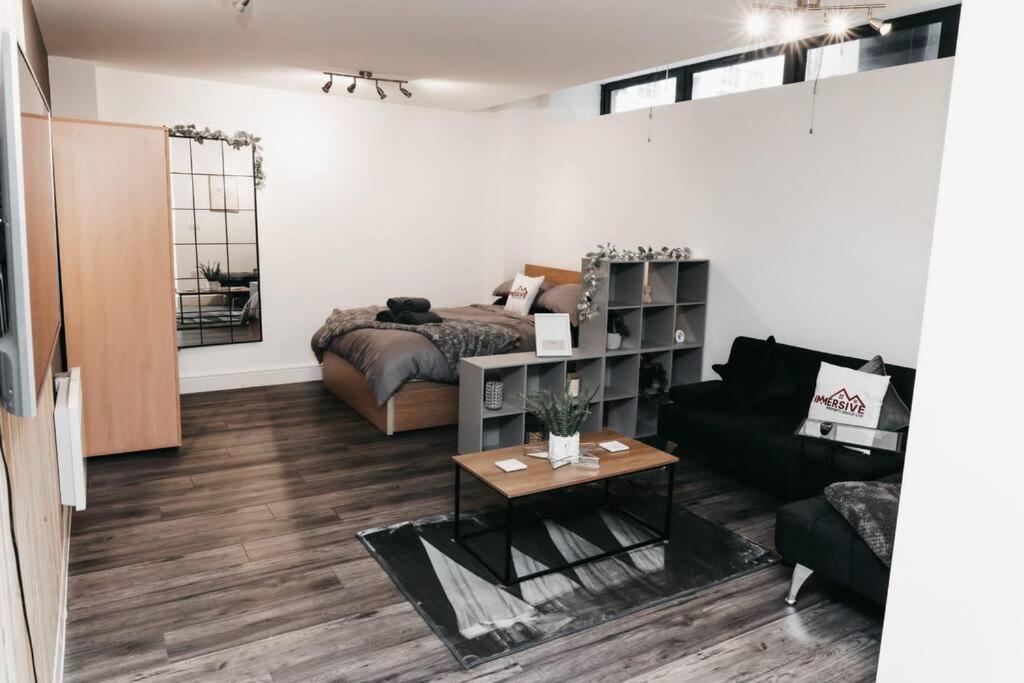 Stunning Modern Heart Of The City Apartment Sheffield Exterior photo