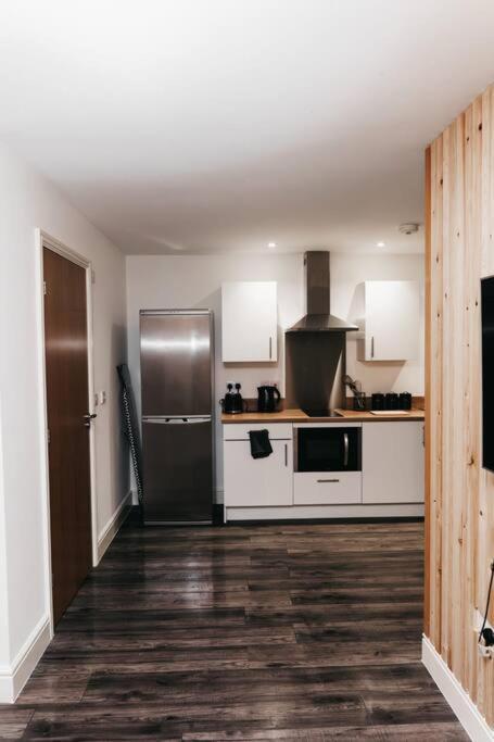 Stunning Modern Heart Of The City Apartment Sheffield Exterior photo
